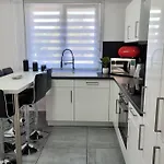 Διαμέρισμα Le Lovelyhome Au Centre Avec Jacuzzi Et Sauna Proche Gare Et Parking Gratuit