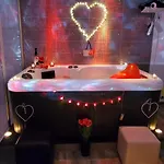 Διαμέρισμα Le Lovelyhome Au Centre Avec Jacuzzi Et Sauna Proche Gare Et Parking Gratuit Κολμάρ