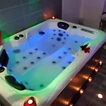 Le Lovelyhome Au Centre Avec Jacuzzi Et Sauna Proche Gare Et Parking Gratuit Κολμάρ