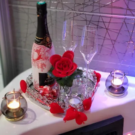 Le Lovelyhome Au Centre Avec Jacuzzi Et Sauna Proche Gare Et Parking Gratuit Appartement