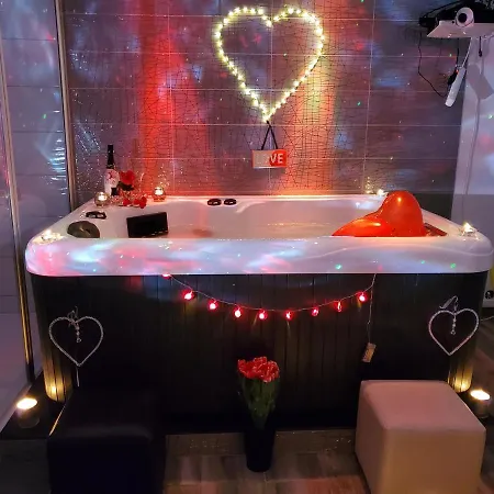 Appartamento Le Lovelyhome Au Centre Avec Jacuzzi Et Sauna Proche Gare Et Parking Gratuit Colmar