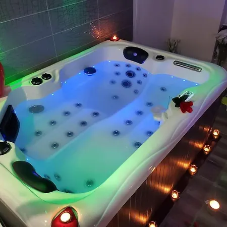 Le Lovelyhome Au Centre Avec Jacuzzi Et Sauna Proche Gare Et Parking Gratuit Colmar