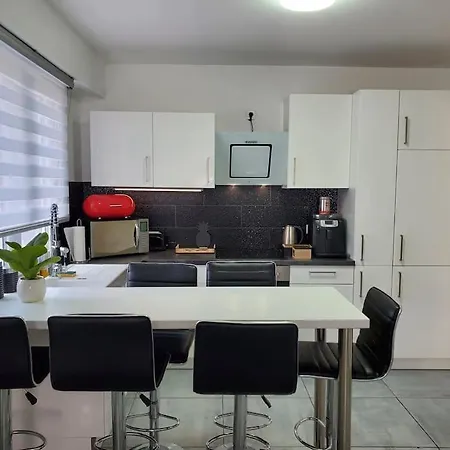 Le Lovelyhome Au Centre Avec Jacuzzi Et Sauna Proche Gare Et Parking Gratuit Appartement *