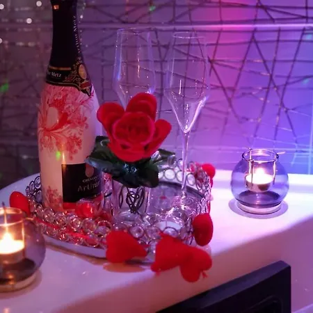 Le Lovelyhome Au Centre Avec Jacuzzi Et Sauna Proche Gare Et Parking Gratuit Appartement *